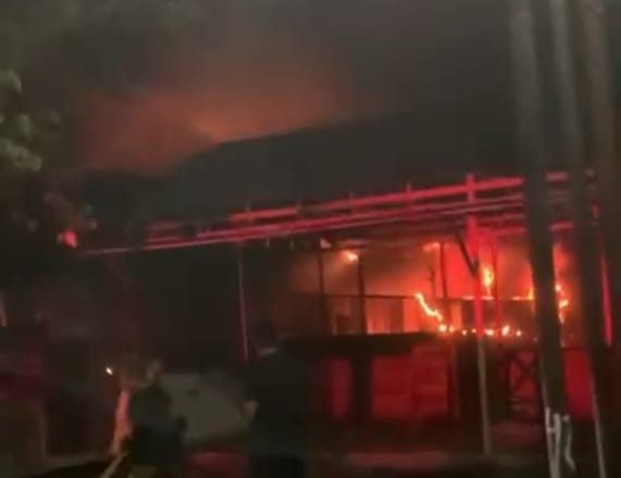 Kebakaran di Tanjung Pagar Banjarmasin, hanguskan Bengkel dan mobil