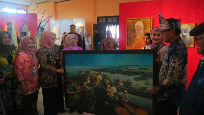 Pameran Karya Perupa Perempuan Junjung Galuh, Pajang 50 Karya Lukis.
