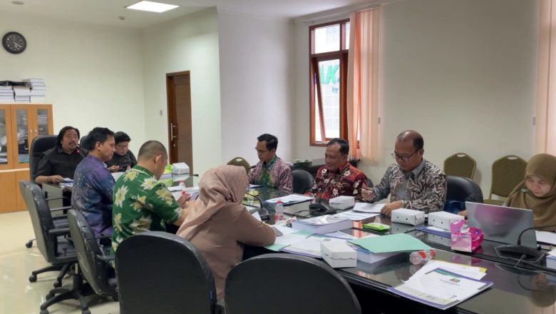 PTAM diminta tingkatkan inovasi untuk pelayananKomisi II DPRD Banjarmasin RDP bersama PTAM BandarmasihPTAM diminta tingkatkan inovasi untuk pelayanan