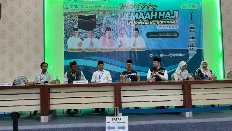 Kloter Pertama Kota Banjarmasin Patuhi Aturan Petugas Haji