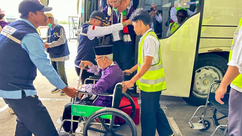 Ribuan Jemaah Haji Kalsel Terbang Melalui Bandara Syamsudin Noor, Menuju Ke Baitullah