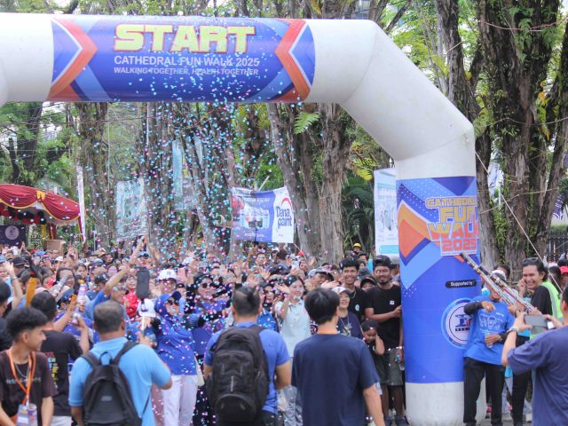 Fun Walk Meriahkan HUT ke-94 Paroki Katedral Keluarga Kudus Banjarmasin