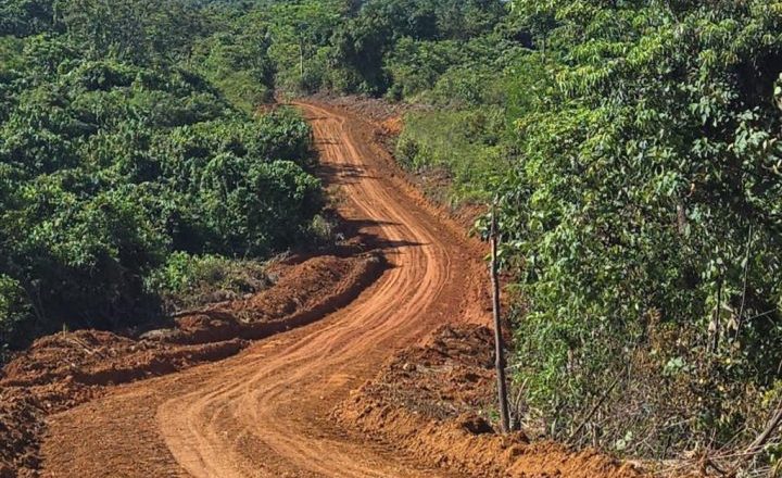 Jalan Baru Dibangun, Warga Desa Remo Kini Lebih Cepat Capai Kecamatan