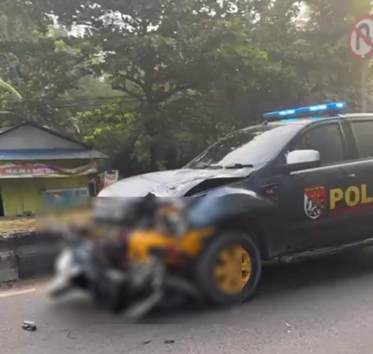 Laka Lantas Dekat Bundaran liang Anggang Libatkan Mobil Dit Samapta Polda Kalsel, Seorang Pelajar Meninggal Dunia Ditempat