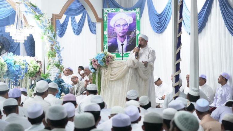 Ribuan Jemaah Hadiri Haul ke-47 KH Salim Ma’ruf di Martapura Timur