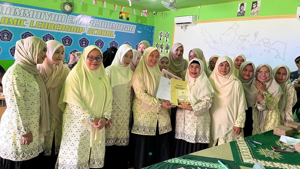 Pelantikan PCNA Banjarmasin 8: Estafet Kepemimpinan Baru, Semangat Perempuan Tangguh
