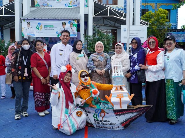 Lomba Fashion Show Kreasi Limbah Sampah Tampilkan Inovasi Anak Negeri