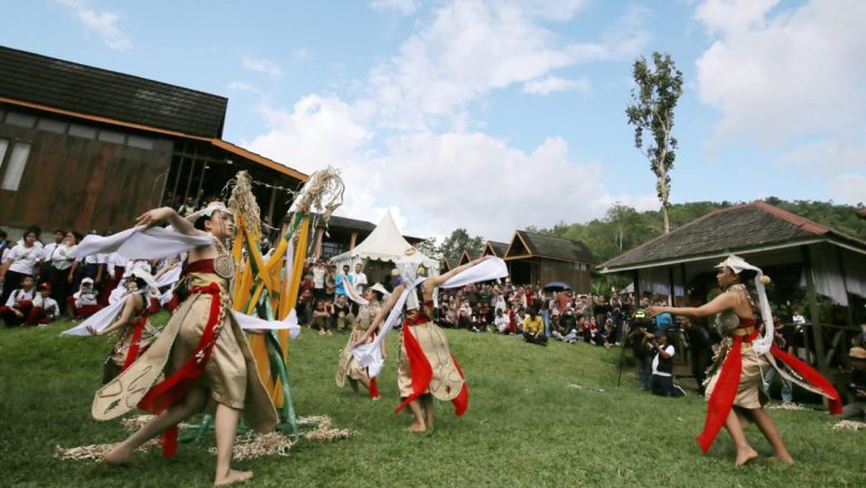 Wabup HSS Hadiri Pembukaan Kegiatan “Merepah Sahaja Budaya Meratus”