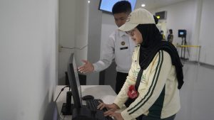 3 Hari Jelang Penerbangan Internasional, Bandara Syamsudin Noor Matangkan Kesiapan Fasilitas PHOTO-2025-10-21-10-28-19