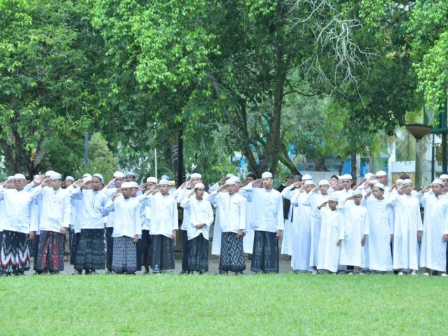 PERINGATAN HARI SANTRI NASIONAL TAHUN 2025, PERAN SANTRI DALAM PEMBANGUNAN DI HSS