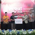 BSI Serahkan Bantuan Operasional untuk Lazismu PWM Kalimantan Selatan pada Rakernas di Banjarbaru