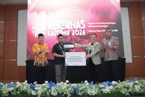 BSI Serahkan Bantuan Operasional untuk Lazismu PWM Kalimantan Selatan pada Rakernas di Banjarbaru PHOTO-2025-11-08-20-28-46