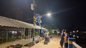 Jelang 5 Rajab, PRKPLH Banjar Intensifkan Perbaikan PJU di Jalur Menuju Sekumpul PHOTO-2025-11-22-12-21-05