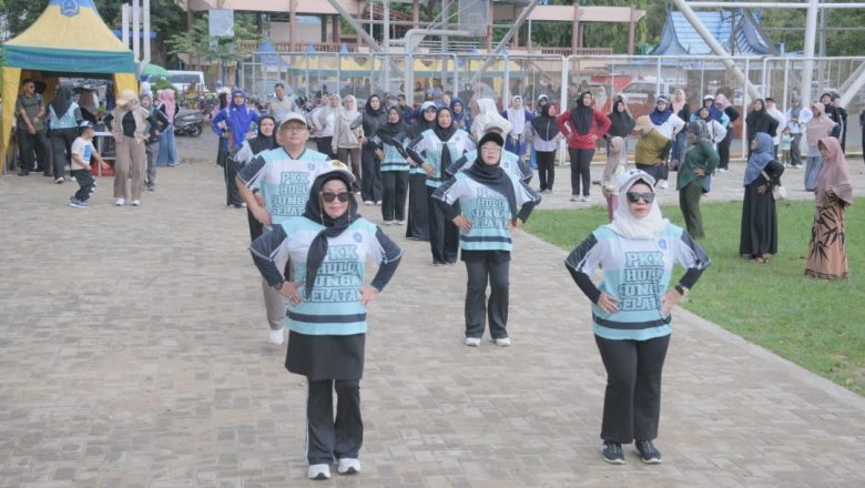 TP PKK HSS GELAR GERAKAN SENAM SEHAT GERIATRI