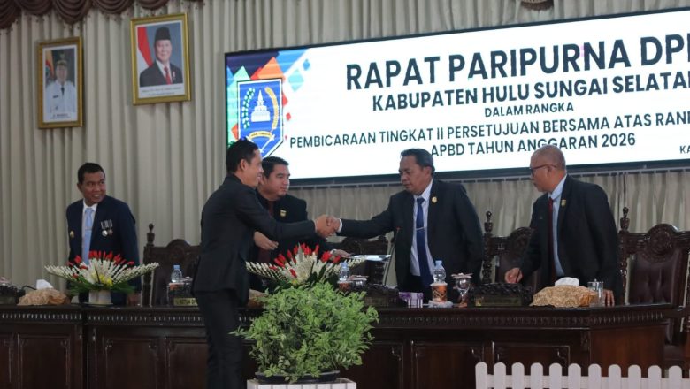 Rapat Paripurna DPRD HSS,APBD Tahun Anggaran 2026 Dpat Persetujuan Bersama.