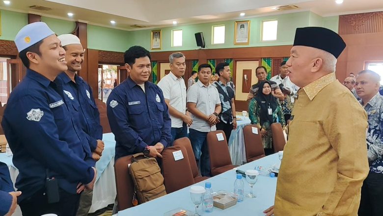 Pemprov Kalsel Tetapkan Rekayasa Lalu Lintas dan Imbauan Tidak Pasang Baliho Pribadi / Kelompok Jelang Momen 5 Rajab 1447 Hijriah