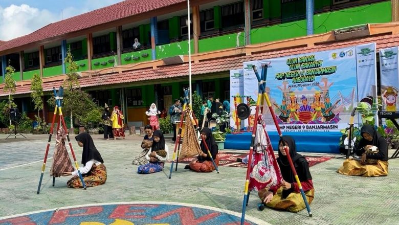 SMP Negeri 9 Banjarmasin Gelar Pentas Seni “Ulun Banjar, Ulun Bakarya” untuk Lestarikan Budaya Banjar