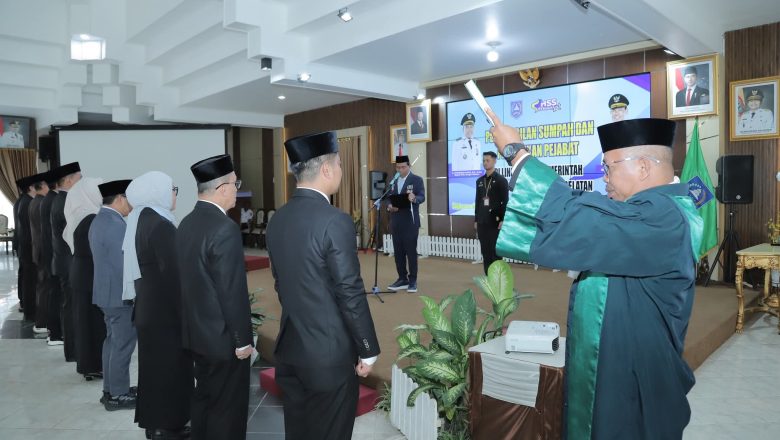 Pengukuhan dan Sumpah Janji 10 Pejabat Tinggi Pratama Di Lingkup HSS