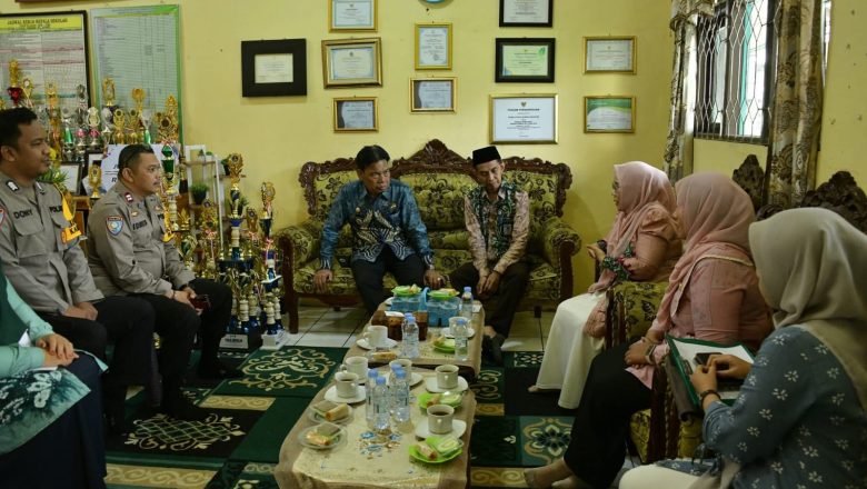 Wakil Bupati HSS Tegaskan Komitmen Pemkab Jaga Lingkungan Sekolah Aman dan Kondusif