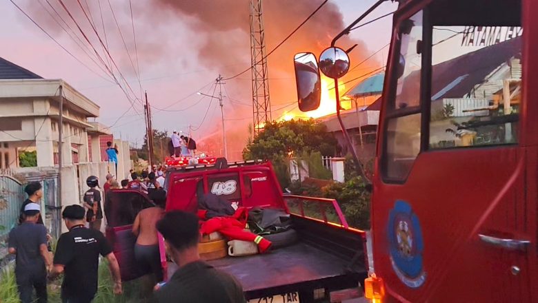 Satu Rumah di Komplek Pangeran Antasari Martapura Ludes Terbakar