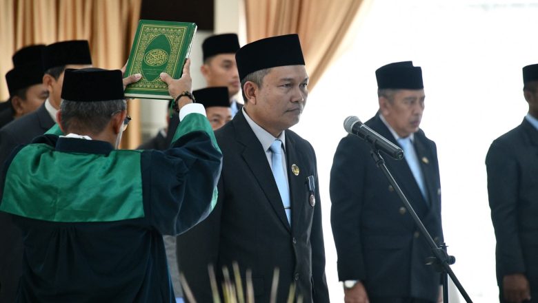 Kusairi Resmi Dilantik sebagai Kepala Dukcapil HSS, Siap Tingkatkan Inovasi Layanan