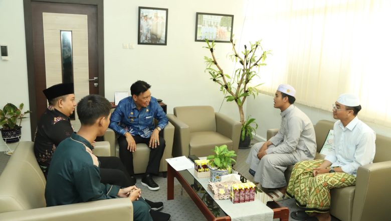 Wabup HSS Terima Silaturahmi Santri Dalwa, Haul Jadi Momentum Teladani Perjuangan Ulama