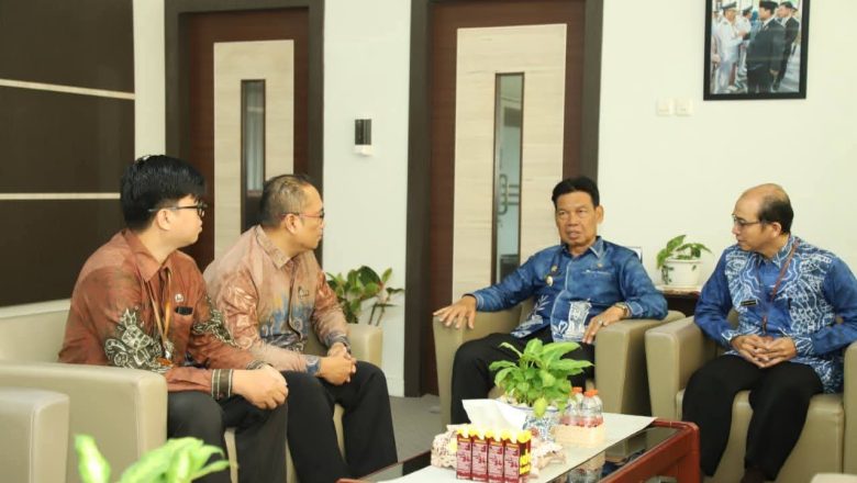 Pisah Sambut Kepala BPS HSS, Wabup Suriani Dorong Penguatan Sinergi Data Pembangunan