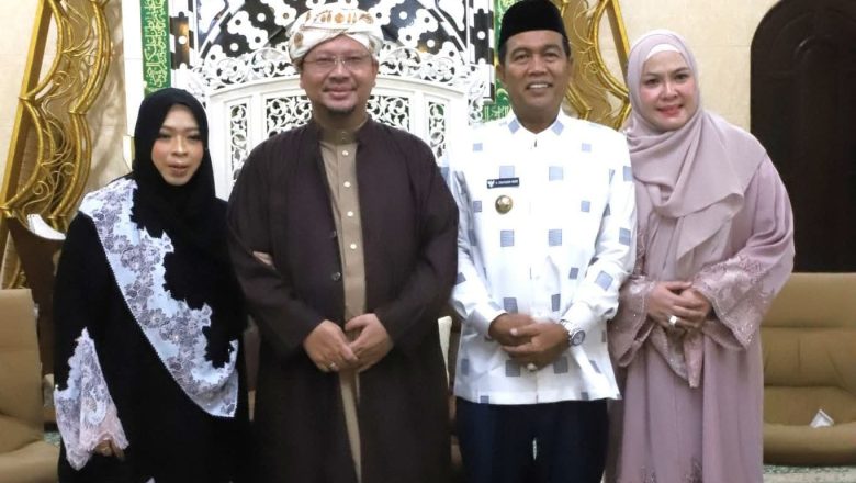 Bupati HSS Silaturahmi ke TGH Ahmad Syairazi, Perkuat Sinergi Ulama dan Umara