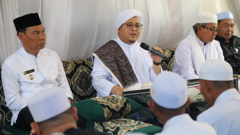 Haul ke-123 Syekh H. Muhammad Thaher, Wabup HSS Ajak Masyarakat Teladani Perjuangan Ulama