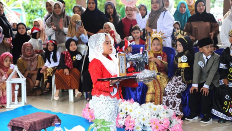 Semarak Hari Kartini dan Hardiknas, Bunda PAUD HSS Buka Lomba Busana Anak TK