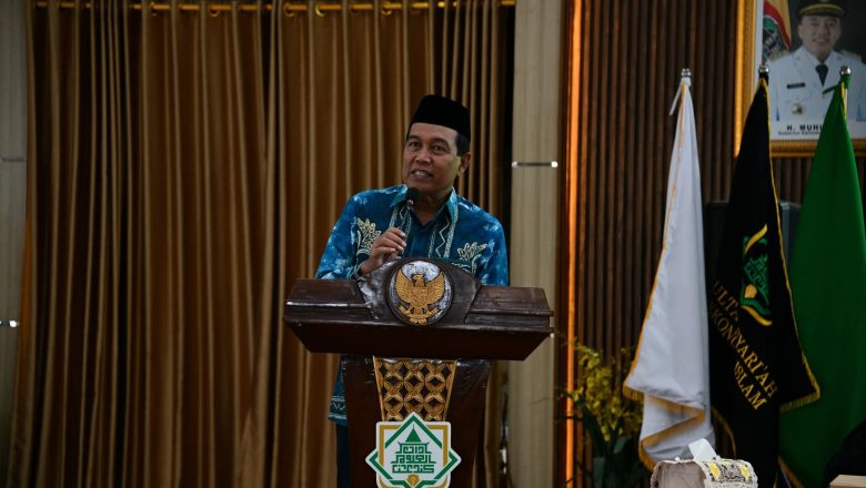 Bupati HSS Dorong Lulusan IAI Darul Ulum Berperan Aktif Bangun Daerah