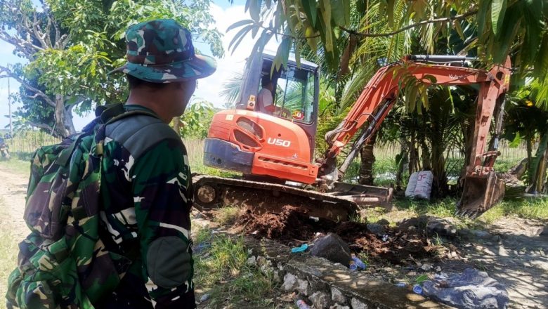 TMMD ke-128 HSS Percepat Pengecoran Jalan Pantai Ulin–Ulin dengan Excavator