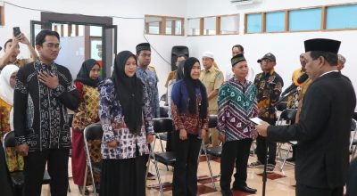 Bupati HSS Lantik Delapan Anggota BPD Antar Waktu, Tekankan Integritas dan Sinergi
