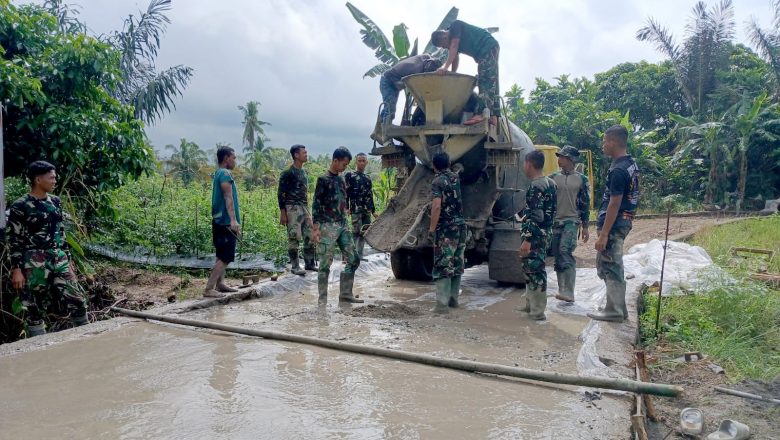 Hari ke-16 TMMD ke-128, Kodim 1003/HSS Percepat Pengecoran Jalan Penghubung Desa