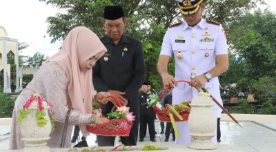 Pemkab HSS dan TNI AL Ziarah ke Makam Hasan Basry, Kenang Jasa Proklamator Kalimantan