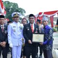HUT Ke-77 Proklamasi ALRI Divisi IV Pertahanan Kalimantan Berlangsung Khidmat, Veteran Terima Tali Asih dari Pemkab HSS