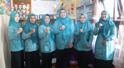 Pembinaan PAAREDI di Gambah Dalam, Ketua TP PKK HSS Tekankan Inovasi Program