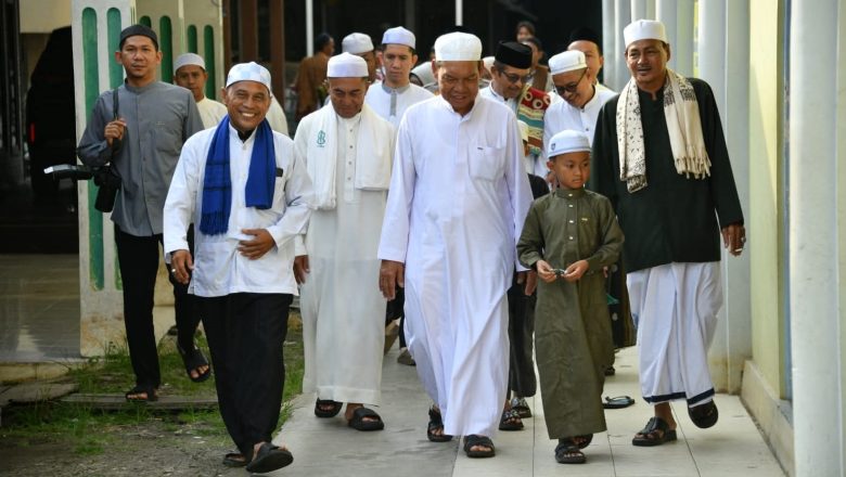 Wabup HSS Salat Iduladha Bersama Warga Daha, Ajak Perkuat Nilai Religius