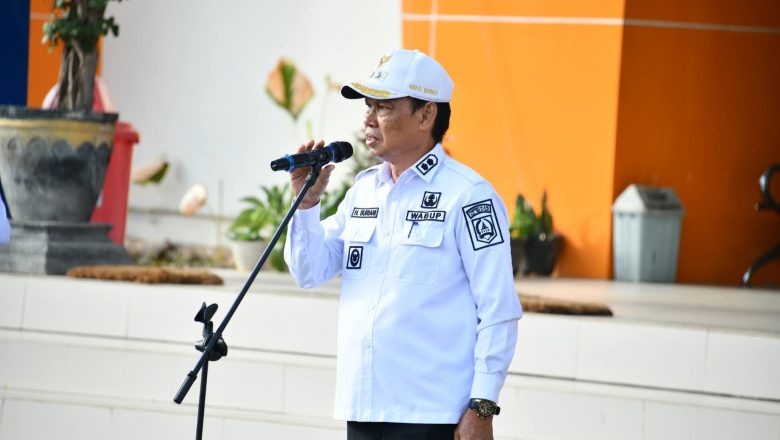 Wabup HSS Dorong Inovasi Pariwisata dan Ekonomi Kreatif saat Pimpin Apel di Disporapar