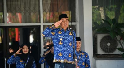 Bupati HSS Tekankan Percepatan Pembangunan, Desa Berprestasi Terima Penghargaan