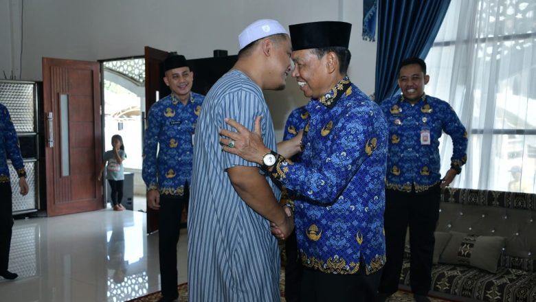 Jelang Haul Abah Guru Kapuh, Pemkab HSS Salurkan 2.350 Porsi Konsumsi