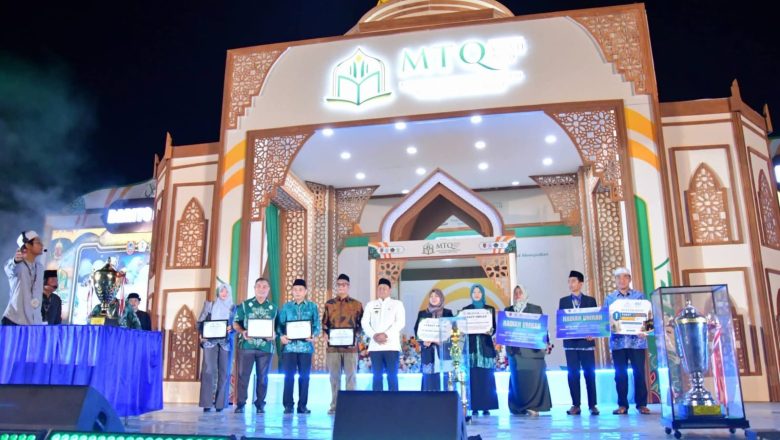 Wabup HSS Hadiri Penutupan MTQ Kalsel, Kafilah Raih Dua Juara I