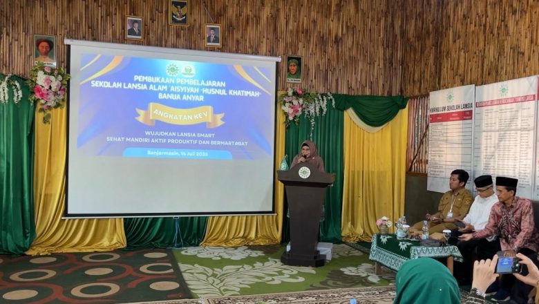 Cegah Kesepian dan Demensia, Sekolah Lansia Alam Aisyah Banua Anyar Resmi Buka Angkatan V