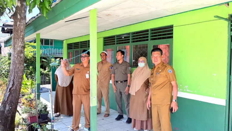 Wabup HSS Minta Rehabilitasi SDN Tumbukan Banyu Dipercepat, Siswa Masih Belajar Bergantian