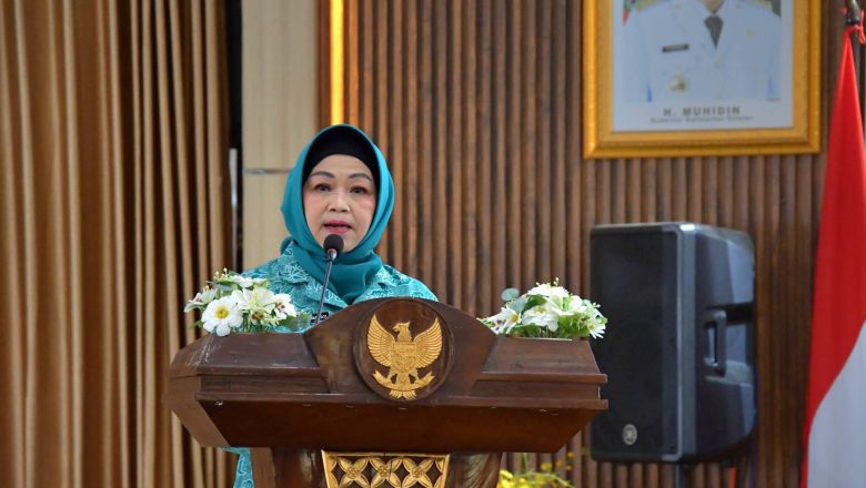 Perempuan Jadi Garda Terdepan Cegah Judi Online dan Pinjol Ilegal