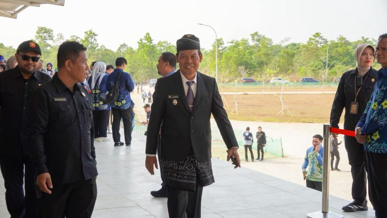 Hari Jadi ke-76 Kalsel, Wabup HSS Teguhkan Semangat “Tugul Maharagu, Bagawi Laju, Banua Maju”