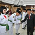 Wabup HSS Kukuhkan Paskibraka 2026, Tugas Kibarkan Merah Putih Disebut sebagai Amanah dan Kehormatan