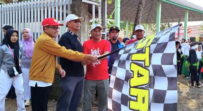 Semangat Kemerdekaan Menggema di Wasah Hulu, Sekda HSS Lepas Jalan Sehat HUT ke-81 RI