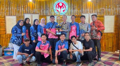 Dekranasda HSS Raih Juara II Stand Terbaik Kalsel Expo 2026