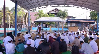 Sholat Istisqa Digelar di Daha Utara, Warga Berharap Hujan Segera Turun